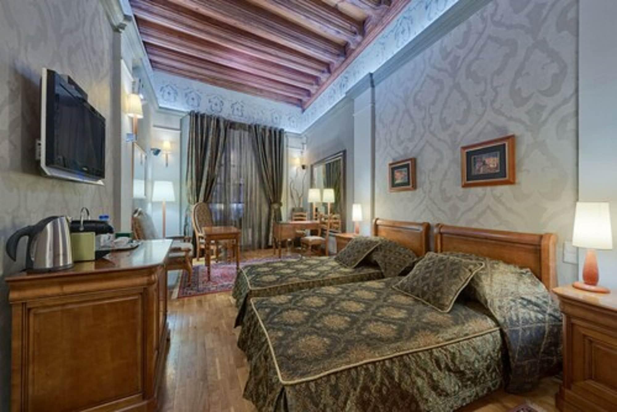 Hotel Wentzl كراكوفيا المظهر الخارجي الصورة