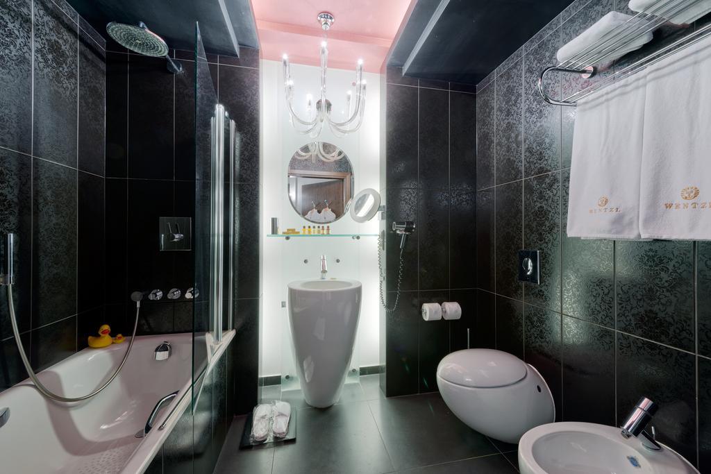 Hotel Wentzl كراكوفيا المظهر الخارجي الصورة